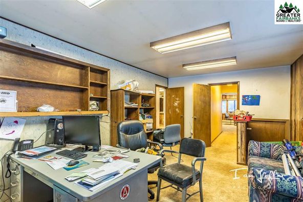 859 Lakloey Dr, North Pole, AK 99705